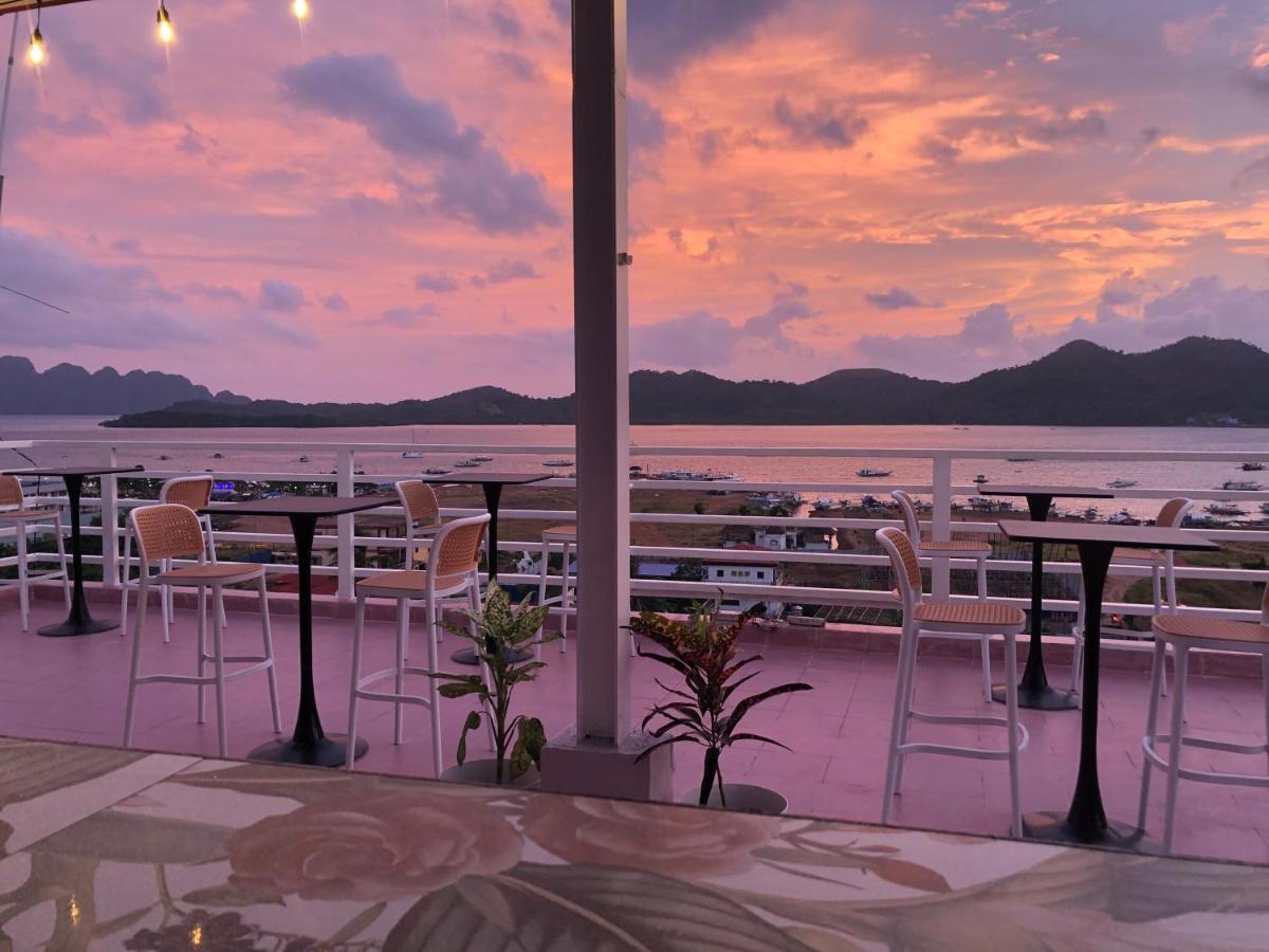 Sunburn Suites And Rooftop Bar Coron Zewnętrze zdjęcie